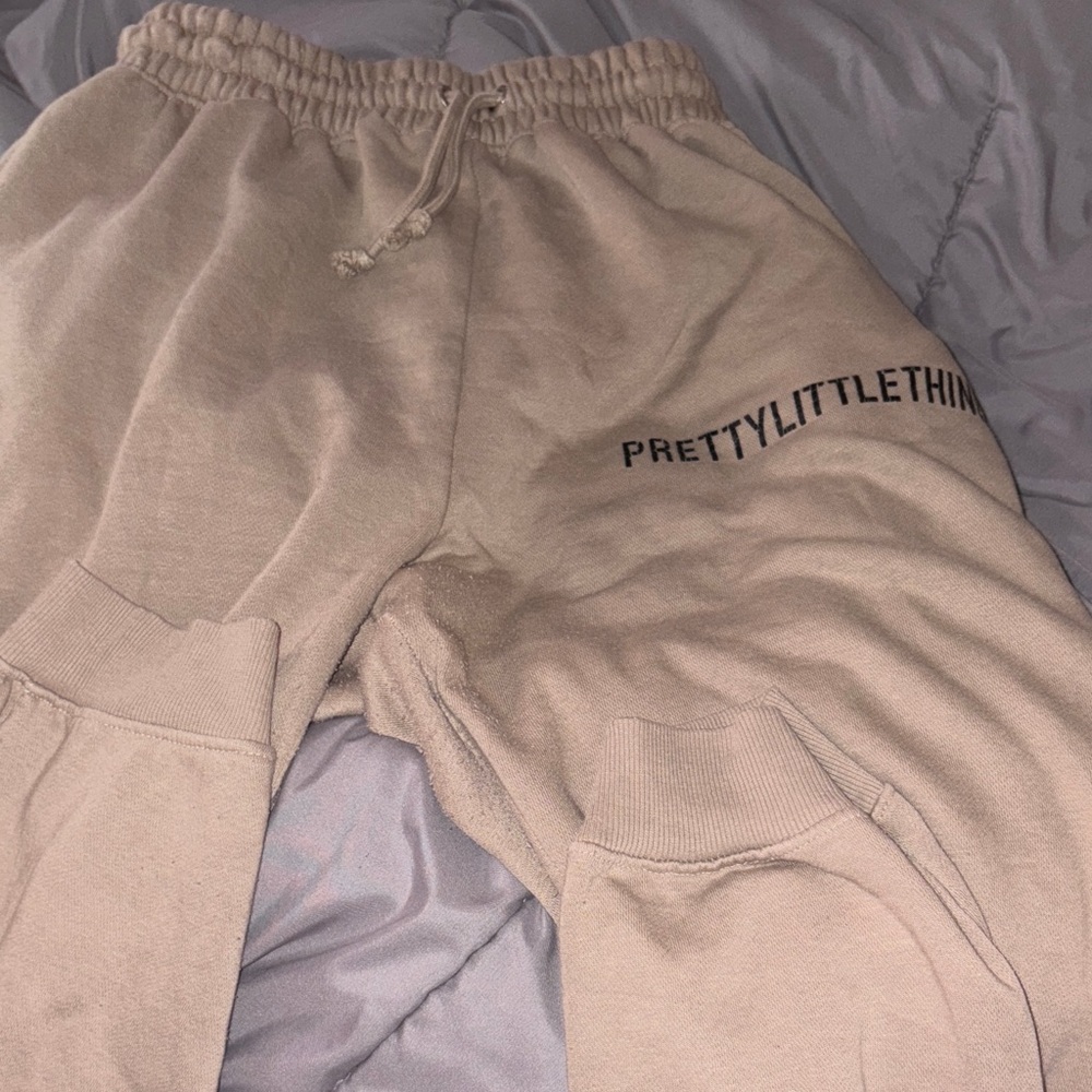 PrettyLittleThing Joggers